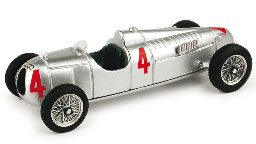 triplecrownmodelstore377585