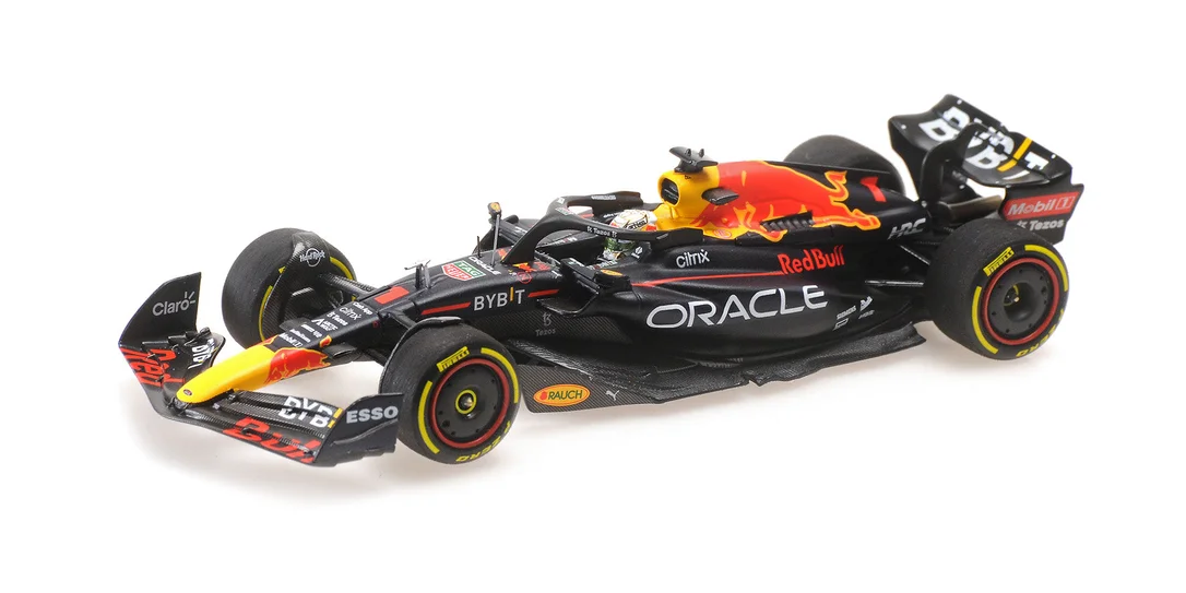 triplecrownmodelstore378417