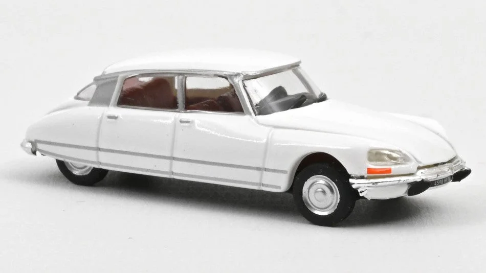 triplecrownmodelstore378896