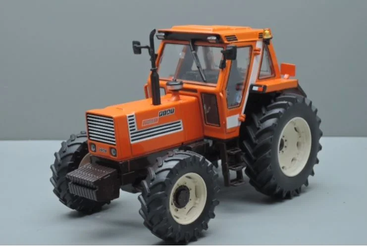 triplecrownmodelstore378934