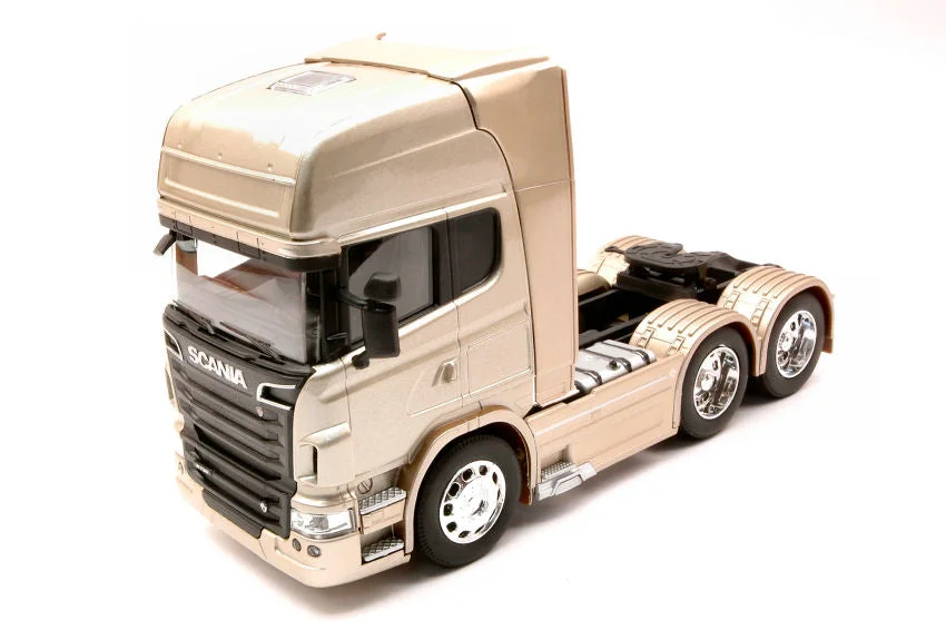 triplecrownmodelstore379262