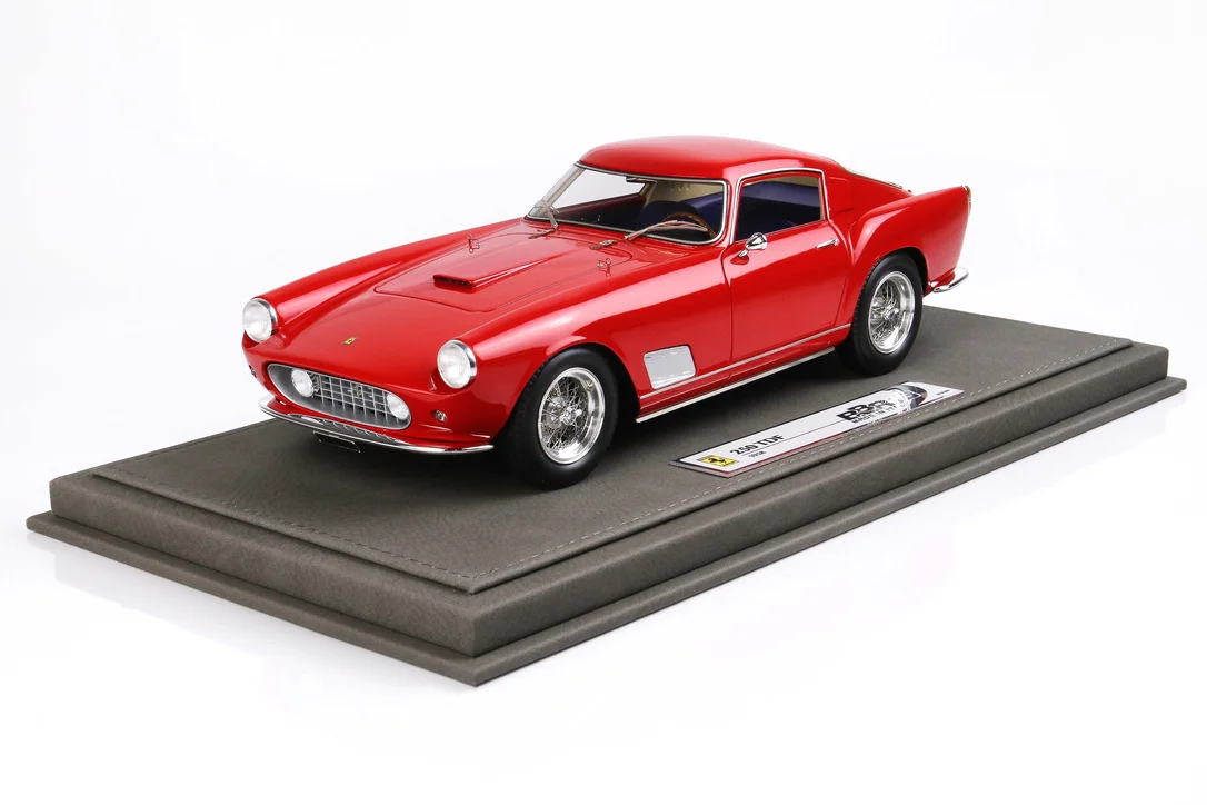 triplecrownmodelstore379928