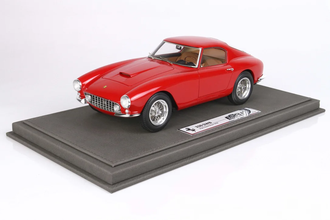triplecrownmodelstore379955