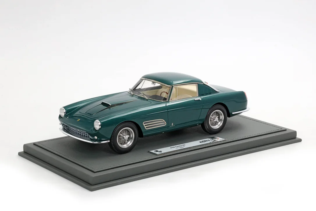 triplecrownmodelstore379976