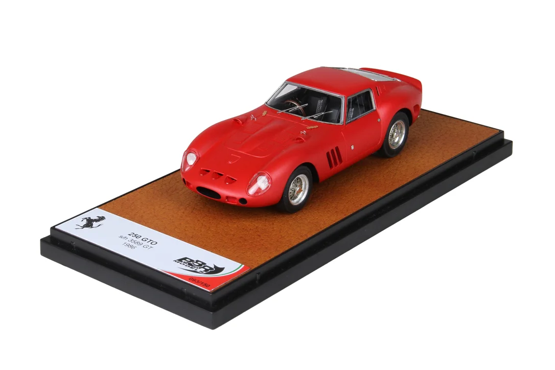 triplecrownmodelstore380011