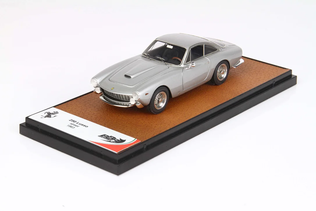 triplecrownmodelstore380022