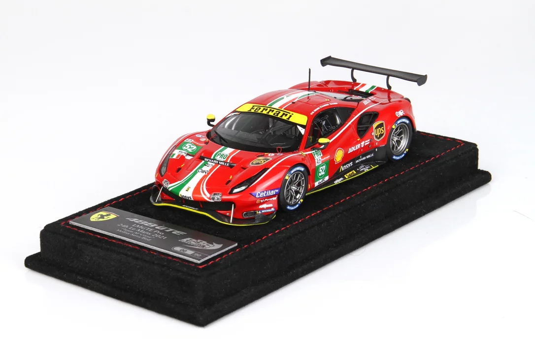 triplecrownmodelstore380103