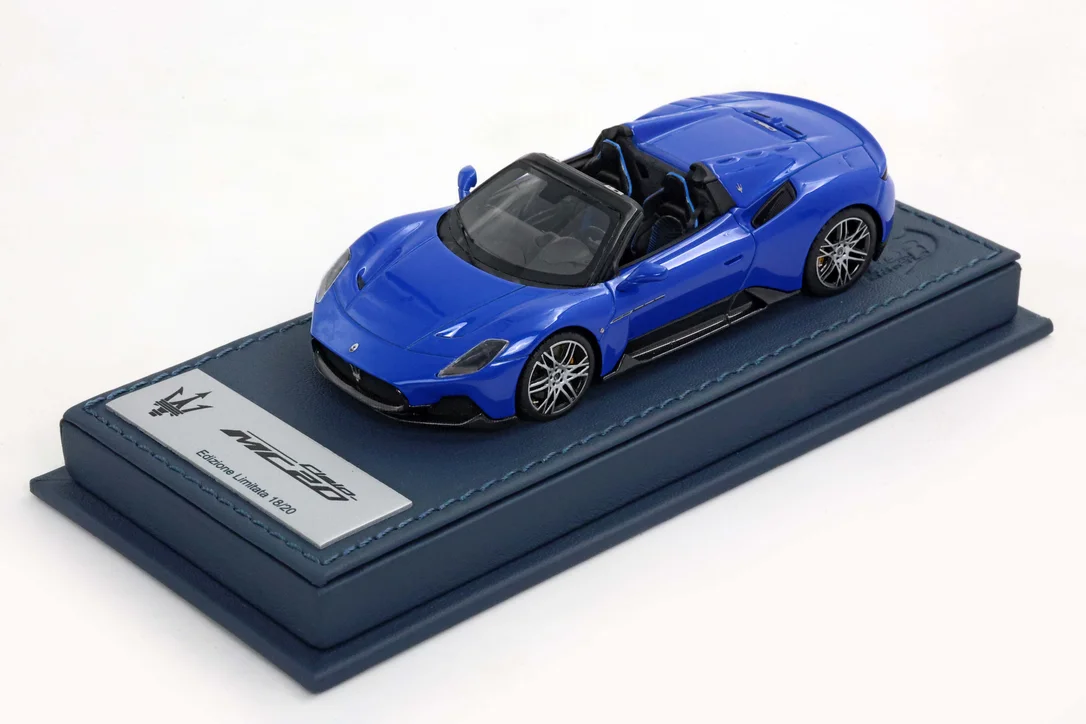 triplecrownmodelstore380117
