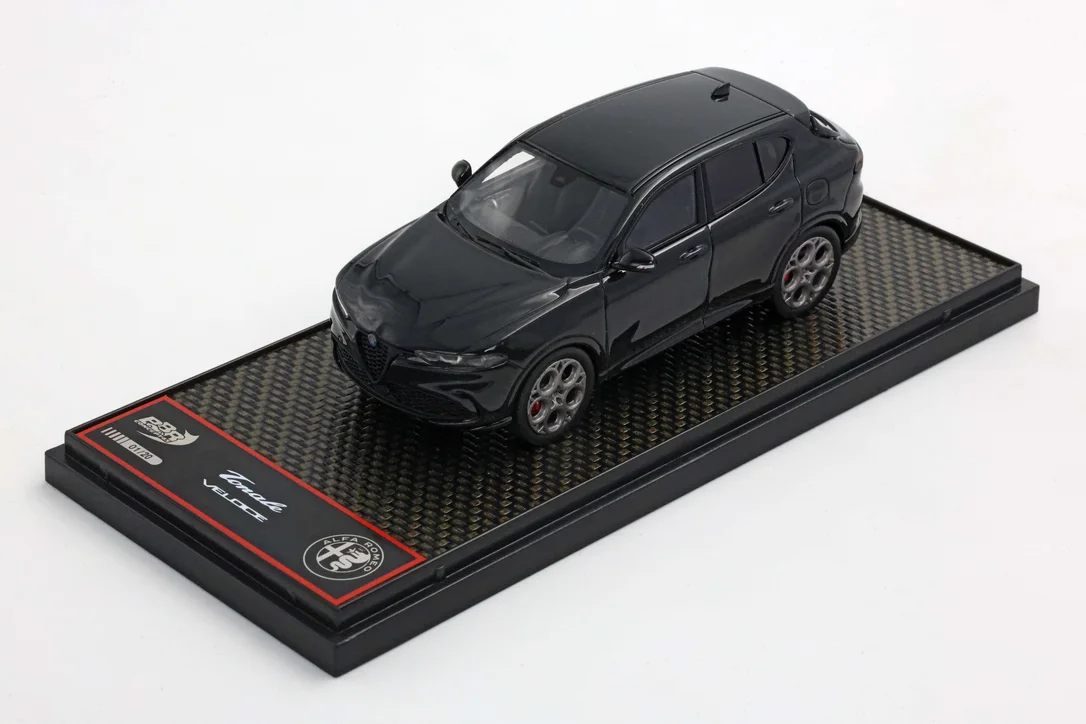 triplecrownmodelstore380148
