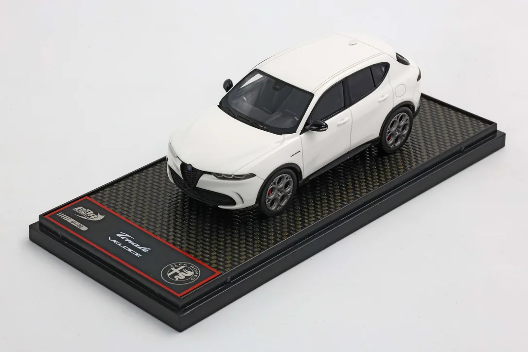 triplecrownmodelstore380149