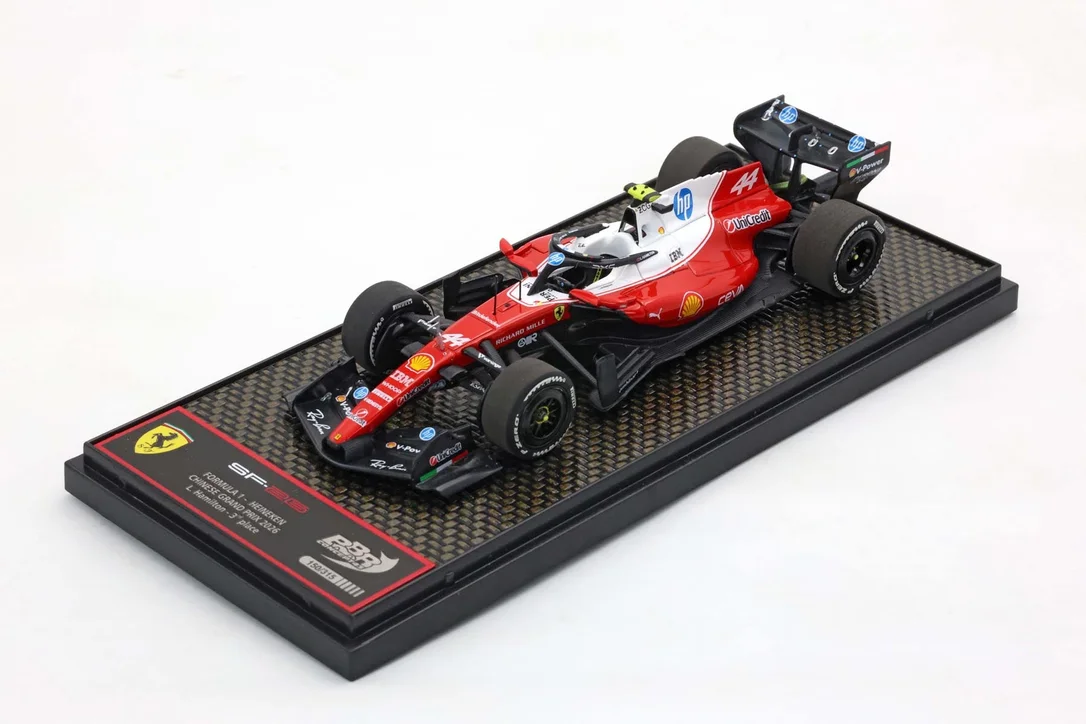 triplecrownmodelstore380165