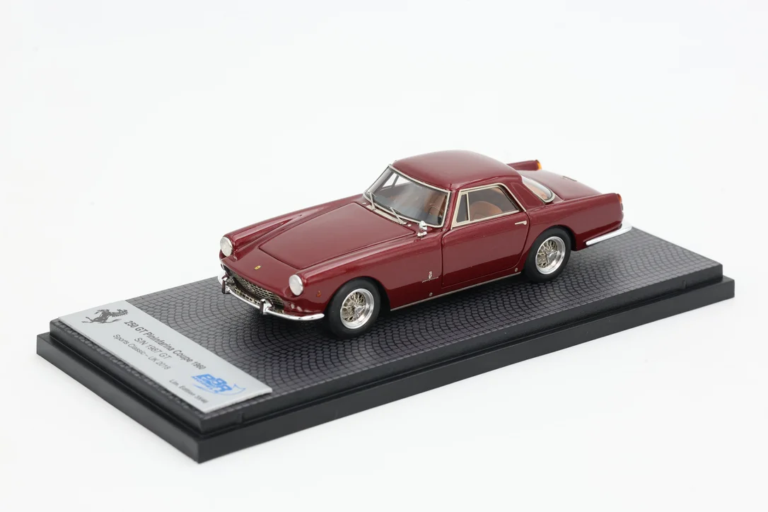 triplecrownmodelstore380191