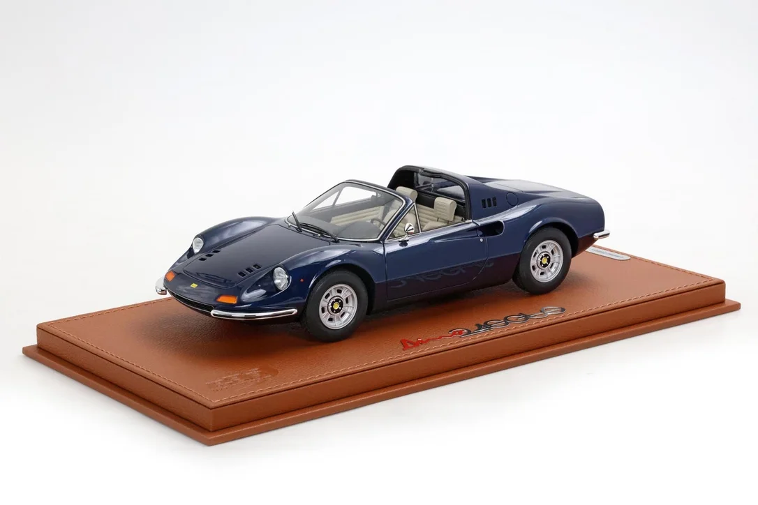 triplecrownmodelstore380207